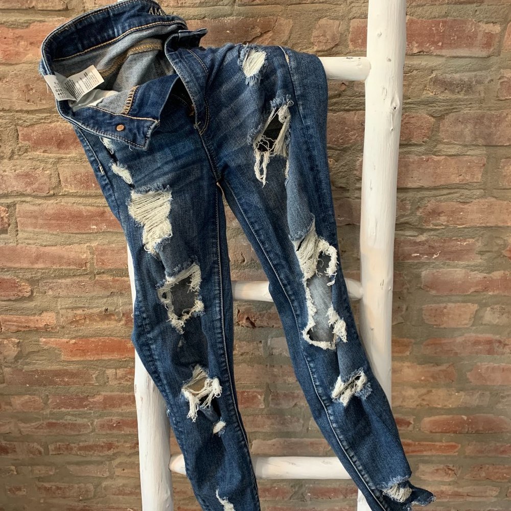 Women's High Waisted Distressed AE Jeans